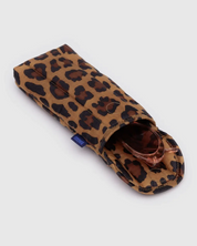 Baggu Puffy Glasses Sleeve - Leopard
