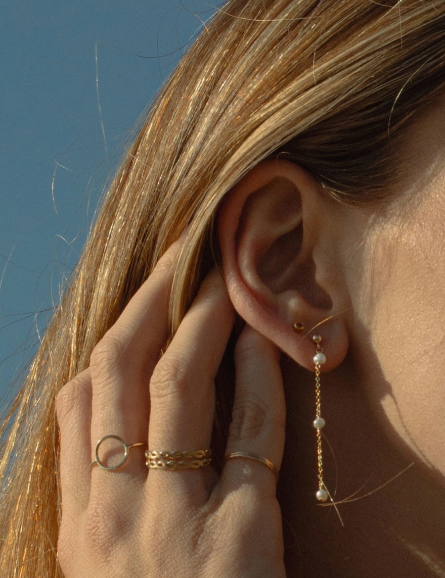 Cleo_Earrings_02.png