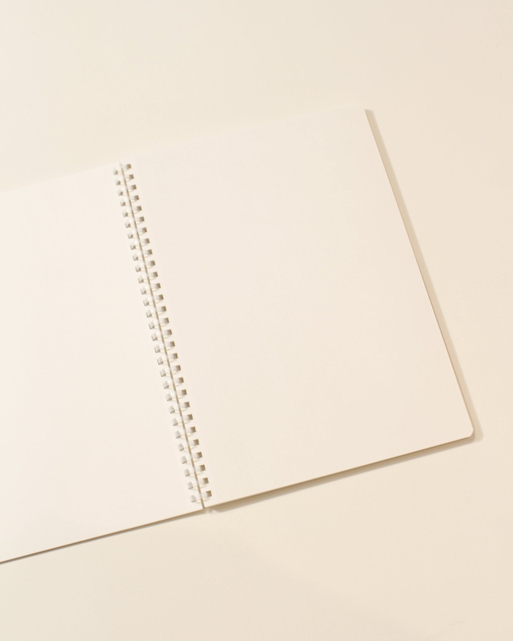 Kokuyo Soft Ring Dot Ruled Clear Notebook B5