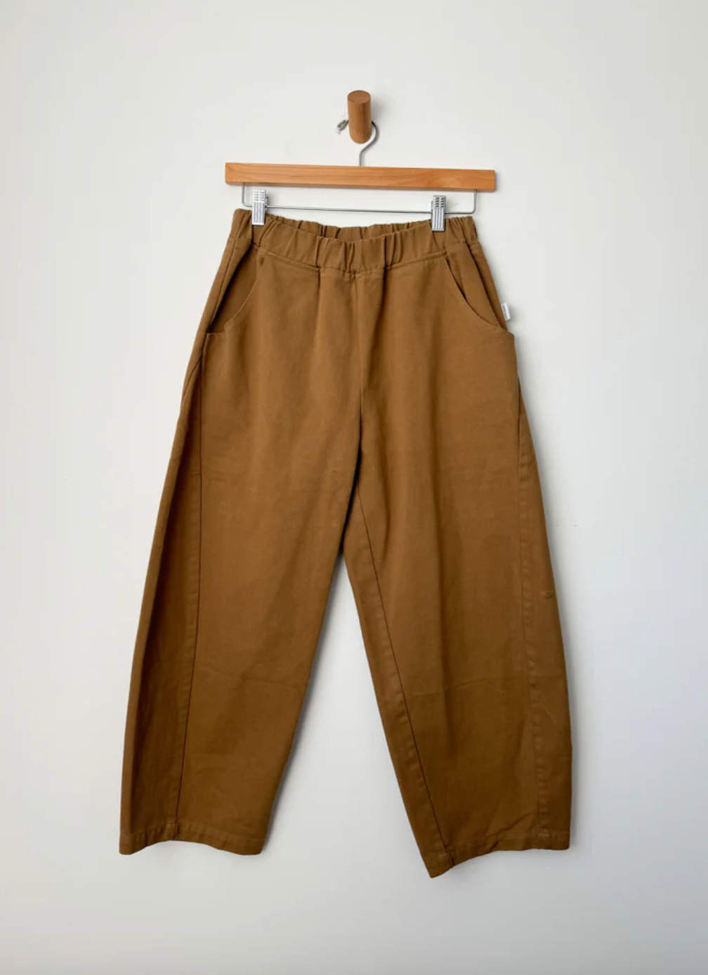 Le Bon Shoppe Arc Pants Tobacco Wide Leg Barrel Jeans