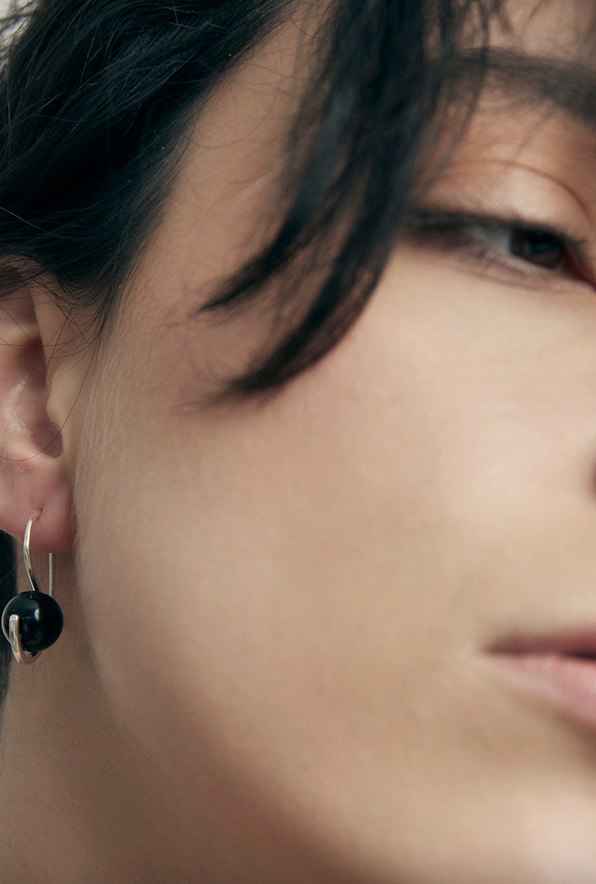 Wrap Earrings Black Onyx