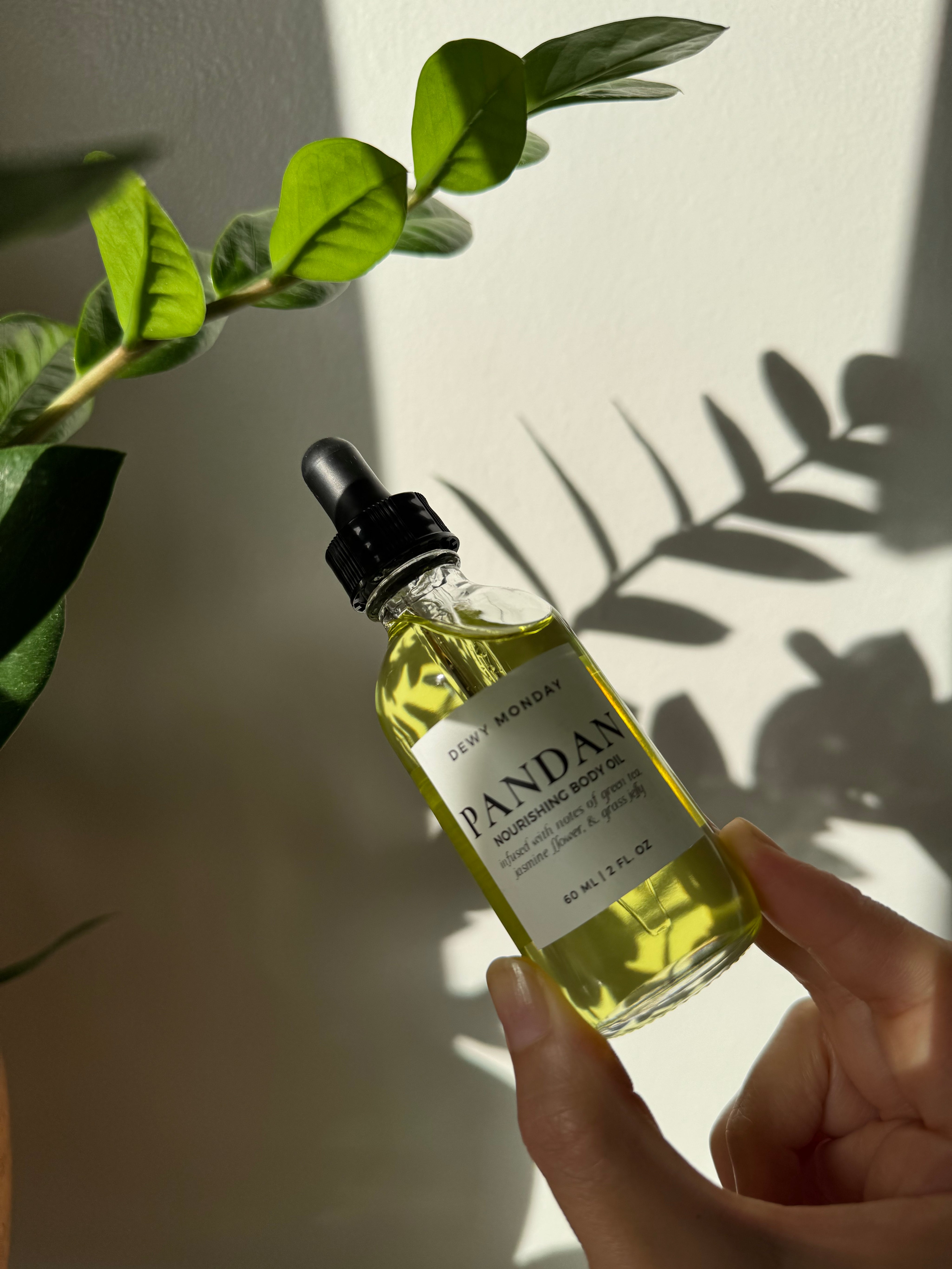 Dewy Monday Pandan Natural Nourishing Organic Body Oil