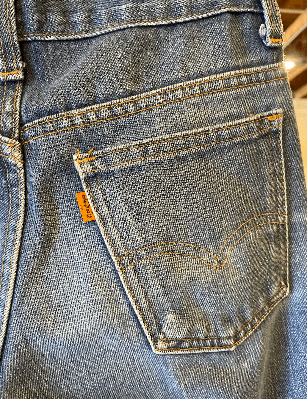 1970s Vintage Levi's 684 Big Bell Bottoms - Skies For Miles 1970s Vintage Levi's 684 Big Bell Bottoms - Skies For Miles